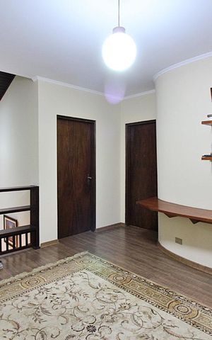 Casa à venda com 340m², 4 quartos e 4 vagasHall dos Quartos