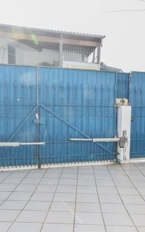Casa à venda com 360m², 3 quartos e 6 vagasGaragem