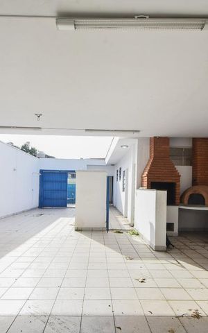 Casa à venda com 360m², 3 quartos e 6 vagasChurrasqueira