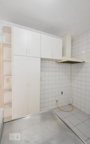 Casa à venda com 360m², 3 quartos e 6 vagasCozinha