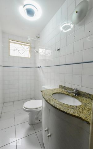 Casa à venda com 360m², 3 quartos e 6 vagasBanheiro Suíte 02