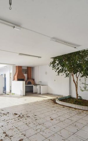 Casa à venda com 360m², 3 quartos e 6 vagasChurrasqueira