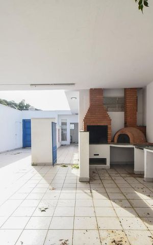 Casa à venda com 360m², 3 quartos e 6 vagasChurrasqueira