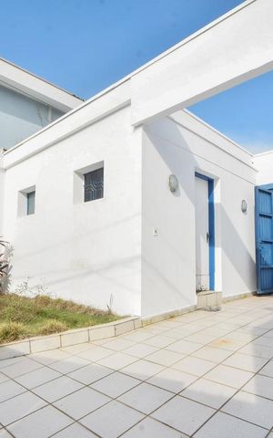 Casa à venda com 360m², 3 quartos e 6 vagasEntrada Social