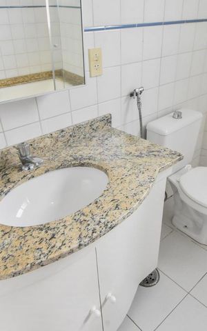 Casa à venda com 360m², 3 quartos e 6 vagasBanheiro Suíte 01