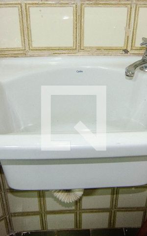 Apartamento à venda com 52m², 1 quarto e sem vaga Apartamento à venda com 52m², 1 quarto e sem vagaBanheiro de Serviço
