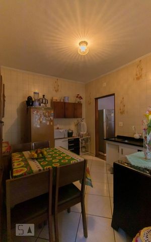 Casa à venda com 120m², 3 quartos e 1 vagaCozinha 