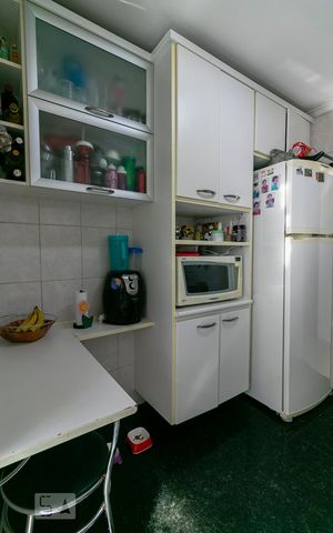Apartamento à venda com 65m², 2 quartos e 1 vagaCozinha