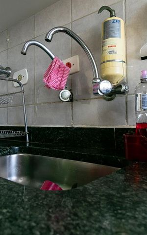 Apartamento à venda com 65m², 2 quartos e 1 vagaCozinha - Pia