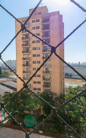 Apartamento à venda com 65m², 2 quartos e 1 vagaVaranda - Vista