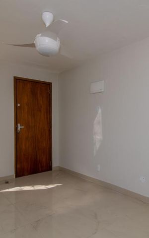 Apartamento à venda com 44m², 2 quartos e 1 vaga Apartamento à venda com 44m², 2 quartos e 1 vagaSala