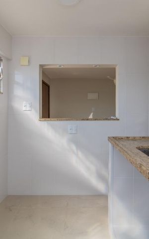 Apartamento à venda com 44m², 2 quartos e 1 vaga Apartamento à venda com 44m², 2 quartos e 1 vagaCozinha