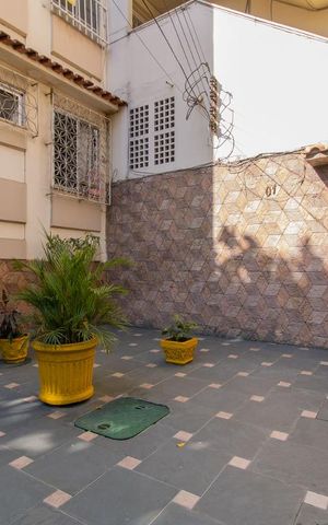 Apartamento à venda com 44m², 2 quartos e 1 vaga Apartamento à venda com 44m², 2 quartos e 1 vagaHall de Entrada do Prédio
