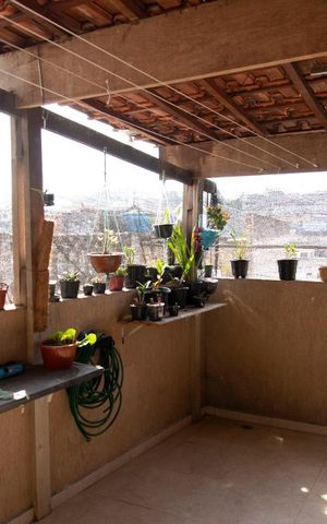 Casa à venda com 87m², 4 quartos e sem vaga Casa à venda com 87m², 4 quartos e sem vagaTerraço