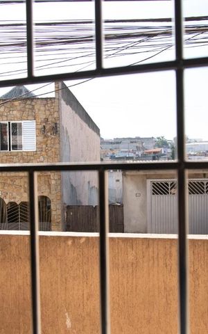 Casa à venda com 87m², 4 quartos e sem vaga Casa à venda com 87m², 4 quartos e sem vagaVista do Quarto 1