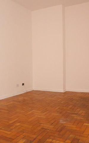 Studio à venda com 34m², 1 quarto e sem vagaSala/Quarto