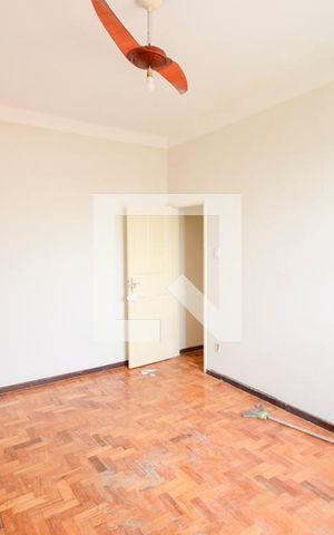Casa à venda com 140m², 2 quartos e sem vaga Casa à venda com 140m², 2 quartos e sem vagaQuarto