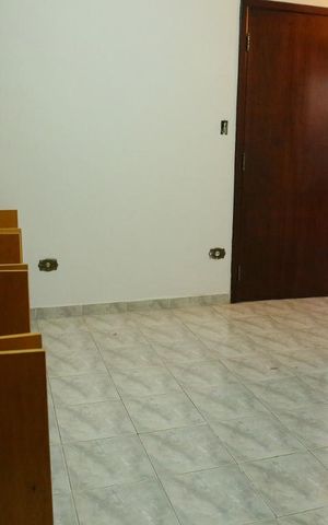 Casa à venda com 200m², 4 quartos e 2 vagasQuarto 4 - Suíte