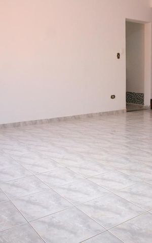 Casa à venda com 200m², 4 quartos e 2 vagasSala