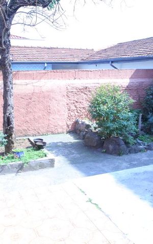 Casa à venda com 200m², 4 quartos e 2 vagasÁrea Externa