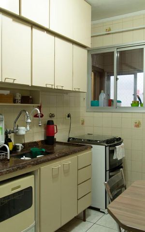 Apartamento à venda com 146m², 4 quartos e 1 vaga Apartamento à venda com 146m², 4 quartos e 1 vagaCozinha