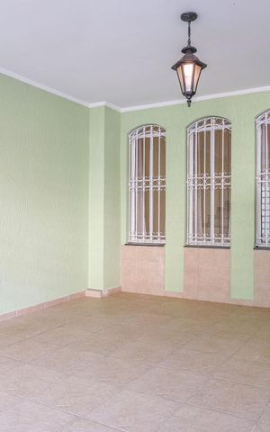 Casa para alugar com 110m², 2 quartos e 2 vagas Casa para alugar com 110m², 2 quartos e 2 vagasGaragem