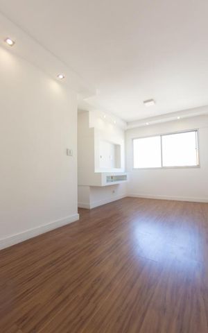 Apartamento à venda com 57m², 2 quartos e 2 vagas Apartamento à venda com 57m², 2 quartos e 2 vagasSala