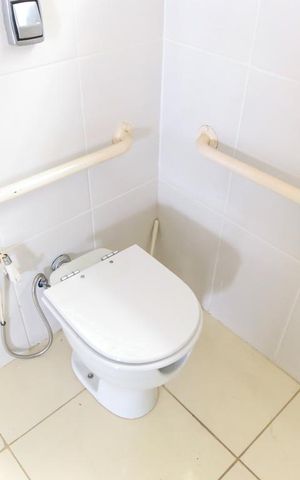 Casa para alugar com 190m², 2 quartos e 4 vagasBanheiro Social