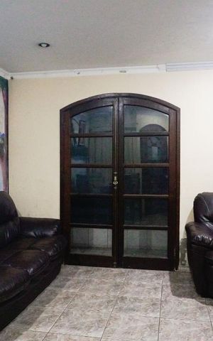 Casa de condomínio à venda com 150m², 5 quartos e 1 vagaCasa 1 - Sala