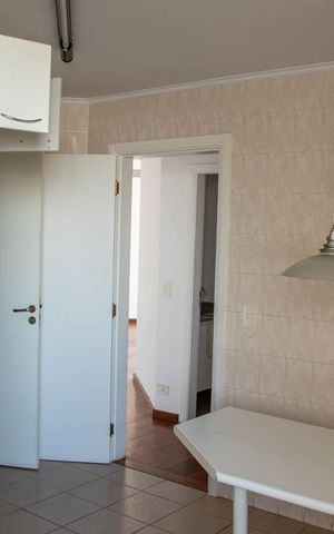 Apartamento à venda com 130m², 3 quartos e 2 vagas Apartamento à venda com 130m², 3 quartos e 2 vagasCozinha