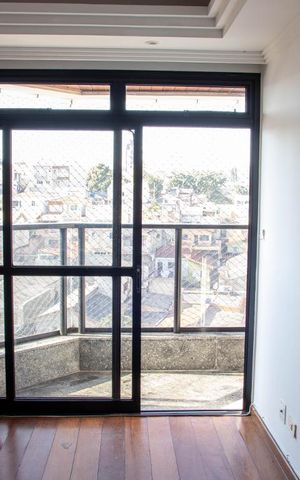 Apartamento à venda com 130m², 3 quartos e 2 vagas Apartamento à venda com 130m², 3 quartos e 2 vagasVaranda da Sala