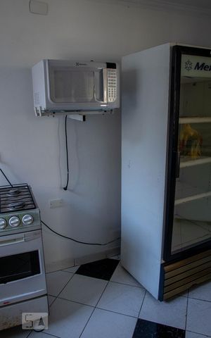 Apartamento à venda com 130m², 3 quartos e 2 vagas Apartamento à venda com 130m², 3 quartos e 2 vagasÁrea comum - Salão de festas