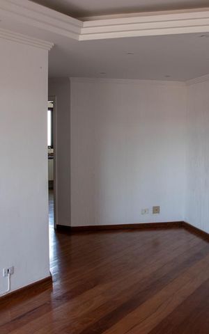 Apartamento à venda com 130m², 3 quartos e 2 vagas Apartamento à venda com 130m², 3 quartos e 2 vagasSala