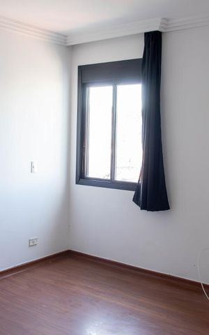 Apartamento à venda com 130m², 3 quartos e 2 vagas Apartamento à venda com 130m², 3 quartos e 2 vagassuíte