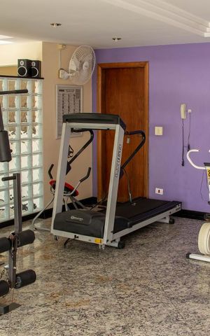 Apartamento à venda com 130m², 3 quartos e 2 vagas Apartamento à venda com 130m², 3 quartos e 2 vagasAcademia