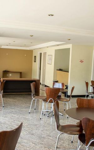 Apartamento à venda com 130m², 3 quartos e 2 vagas Apartamento à venda com 130m², 3 quartos e 2 vagasÁrea comum - Salão de festas