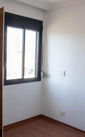 Apartamento à venda com 130m², 3 quartos e 2 vagas Apartamento à venda com 130m², 3 quartos e 2 vagasQuarto 2