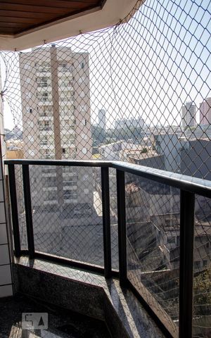 Apartamento à venda com 130m², 3 quartos e 2 vagas Apartamento à venda com 130m², 3 quartos e 2 vagasVaranda