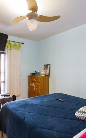 Casa à venda com 162m², 3 quartos e 2 vagas Casa à venda com 162m², 3 quartos e 2 vagasQuarto