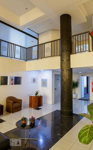 Apartamento à venda com 64m², 2 quartos e 1 vaga Apartamento à venda com 64m², 2 quartos e 1 vagaHall de Entrada