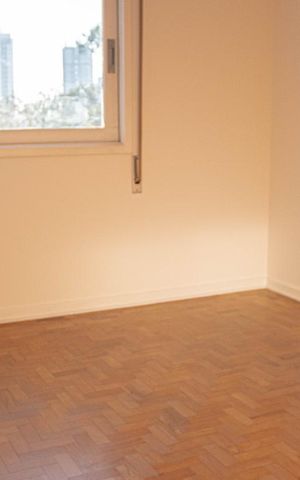 Apartamento à venda com 200m², 4 quartos e 1 vaga Apartamento à venda com 200m², 4 quartos e 1 vagaQuarto 1