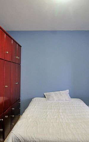 Casa à venda com 178m², 3 quartos e 2 vagasQuarto 3