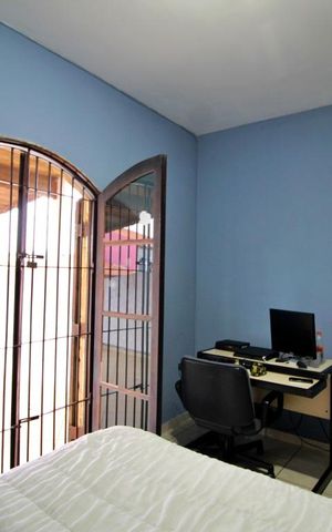 Casa à venda com 178m², 3 quartos e 2 vagasQuarto 3