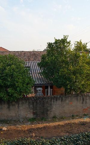 Casa à venda com 120m², 4 quartos e 2 vagasQuarto 4 - vista