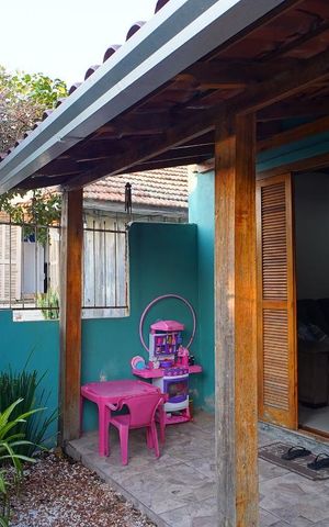 Casa à venda com 120m², 4 quartos e 2 vagasFrente da casa