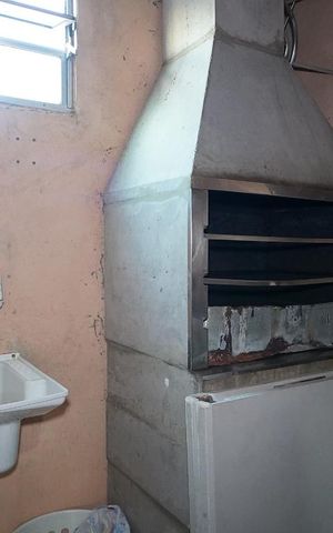 Casa à venda com 120m², 4 quartos e 2 vagasArea de Serviço