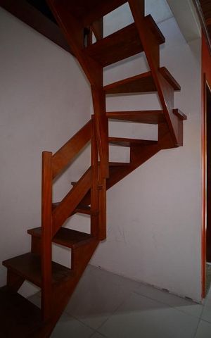 Casa à venda com 120m², 4 quartos e 2 vagasSala
