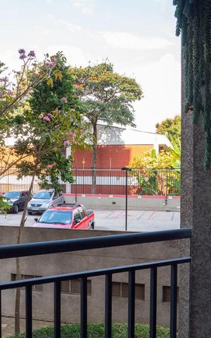Apartamento para alugar com 78m², 3 quartos e 1 vagaVaranda