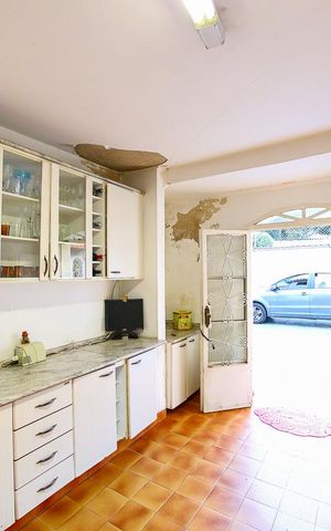 Casa para alugar com 248m², 6 quartos e 6 vagas Casa para alugar com 248m², 6 quartos e 6 vagasCozinha