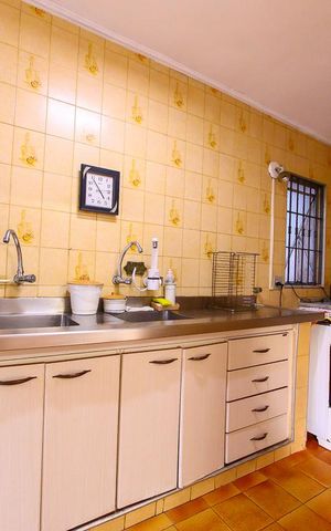 Casa para alugar com 248m², 6 quartos e 6 vagas Casa para alugar com 248m², 6 quartos e 6 vagasCozinha